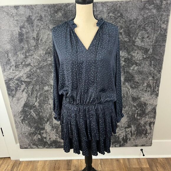 Current Air Los Angeles Star Print Cinch Pleated Dress Mini Women's M Navy Blue - Picture 1 of 11